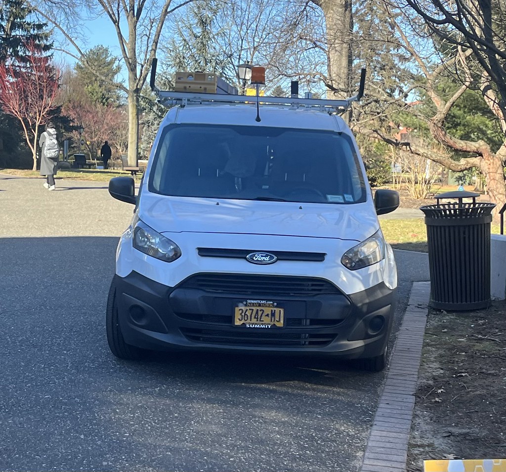 Adelphi University (Facilities Management) 514 Montauk Bus Photography Flickr