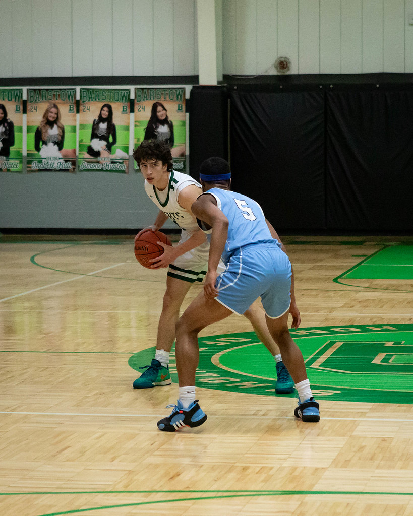 Boys Basketball Game The Barstow Knights defeat… Flickr