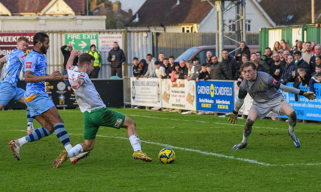 Bognor Regis Town Vs Cheshunt Saturday 10th February 2024 … Flickr