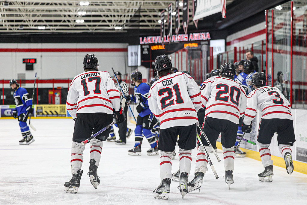 D46A5833.jpg Lakeville North boys vs. Eastview, 21024 Mark