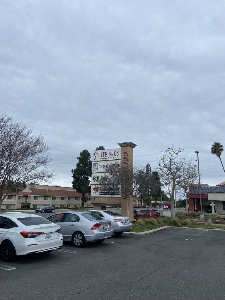 Stater Bros 135 Placentia, CA Continuing with more Stater… Flickr