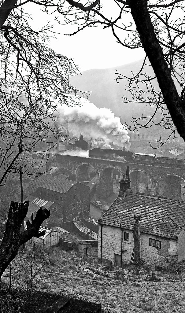 Lydgate Viaduct, 8F 'Copy Pit banker' circa 1967, Photo S… Flickr