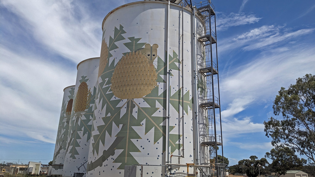 Silos These are part of a series of painted grain silos ac… Flickr