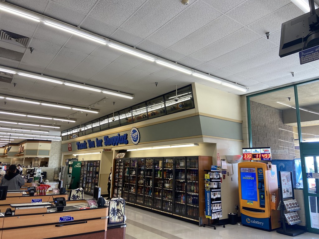 Stater Bros 108 Holt Ave Ontario, CA 1987build Stater. T… Flickr