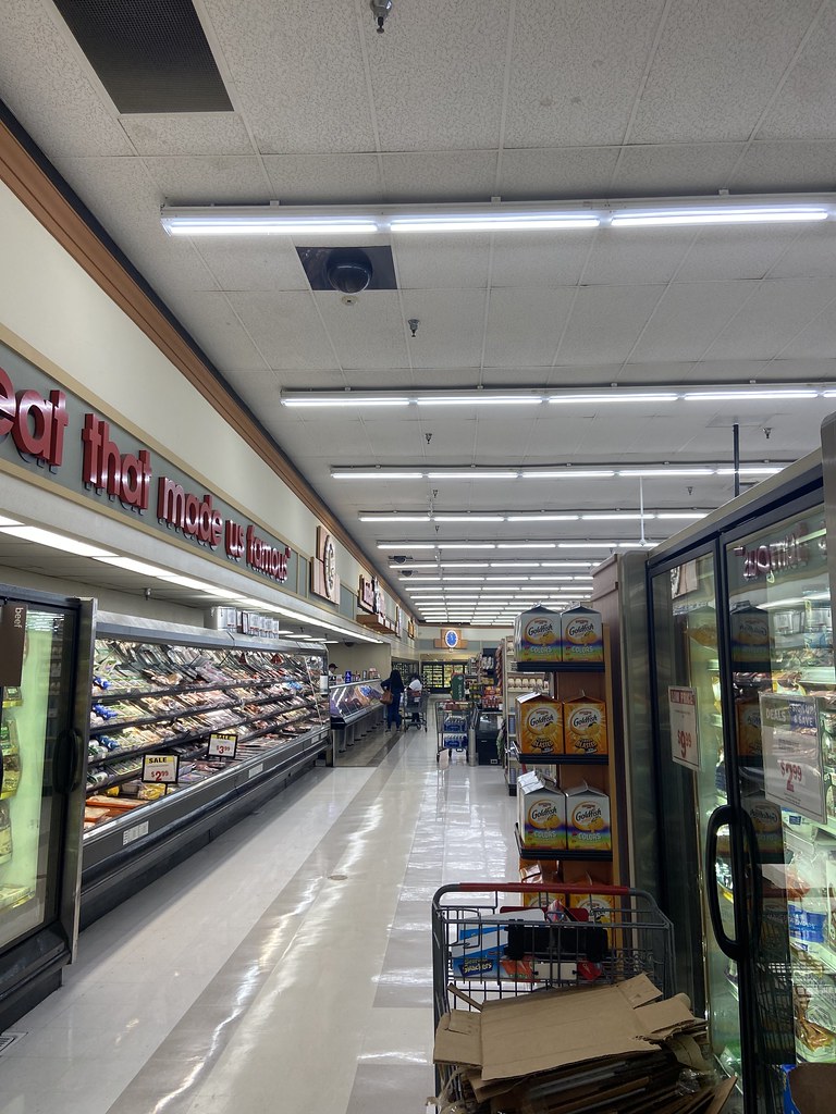 Stater Bros 108 Holt Ave Ontario, CA 1987build Stater. T… Flickr