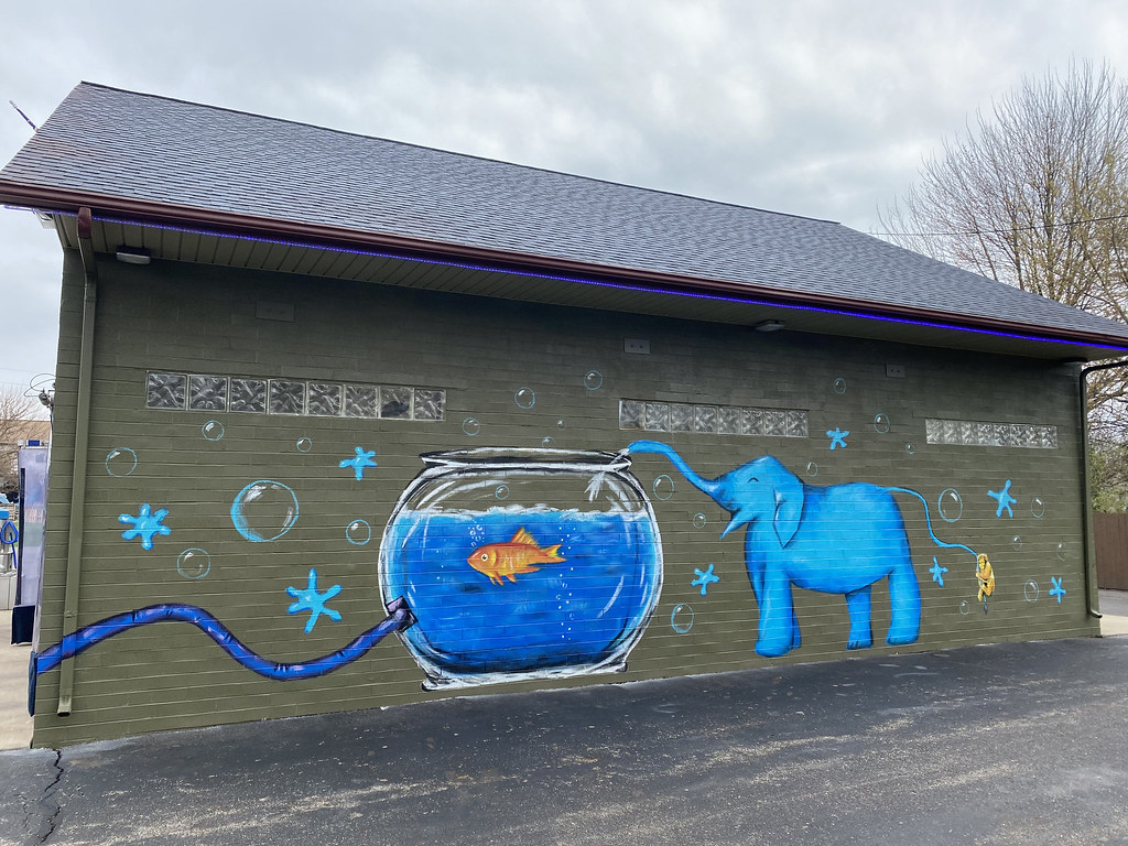 OH Flint Mural 4 Mural at a car wash in Flint, Ohio. Ken Flickr