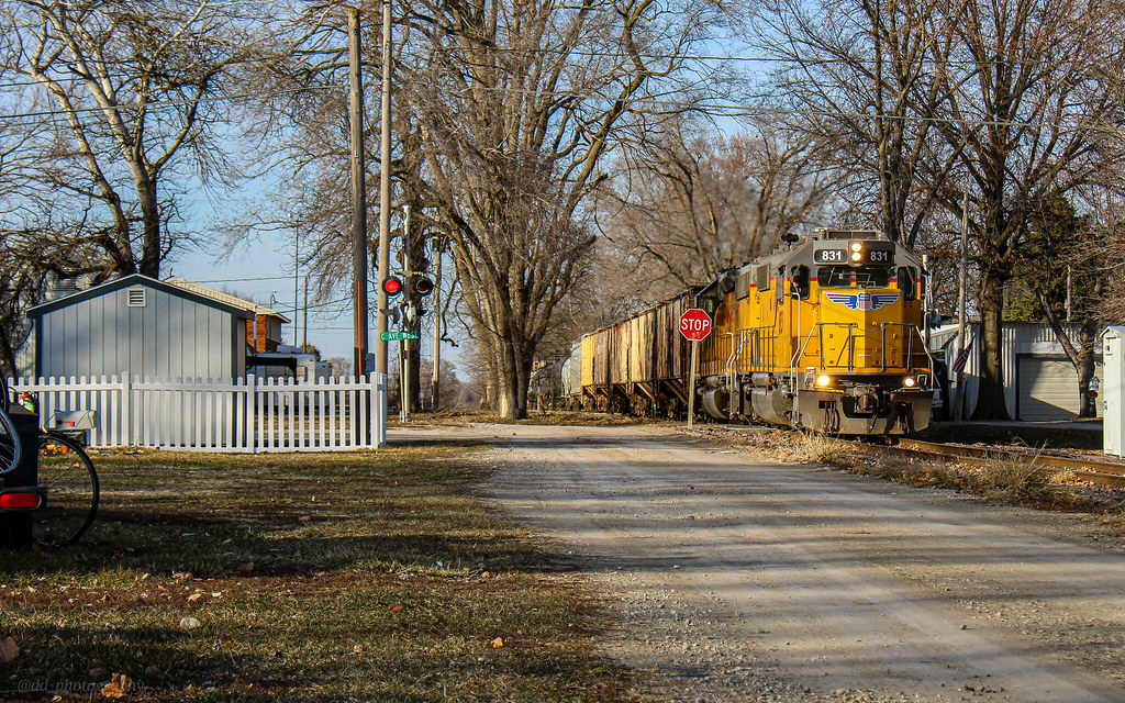 UP 831 South. LMN34. Oskaloosa, IA With 37 cars in tow, LM… Flickr