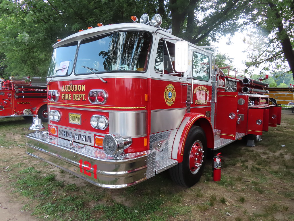 IMG_2475 1981 Hahn Engine fire truck Audubon Fire Dept. De… Flickr