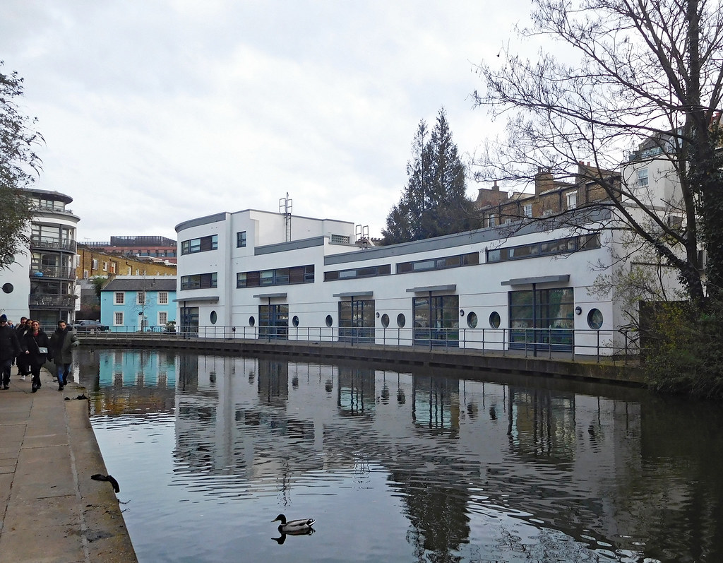 Regent's Canal with lawfords Wharf, Camden Trevor Hart Flickr
