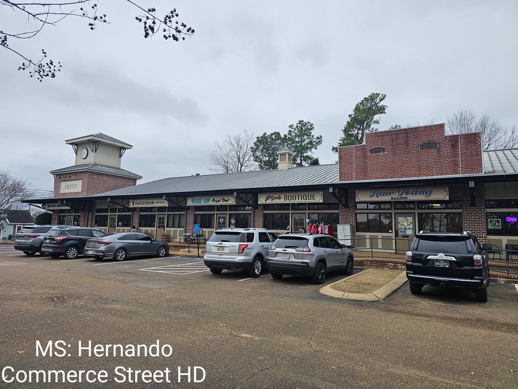 MS Hernando Commerce Street HD Calvin Schubert Flickr