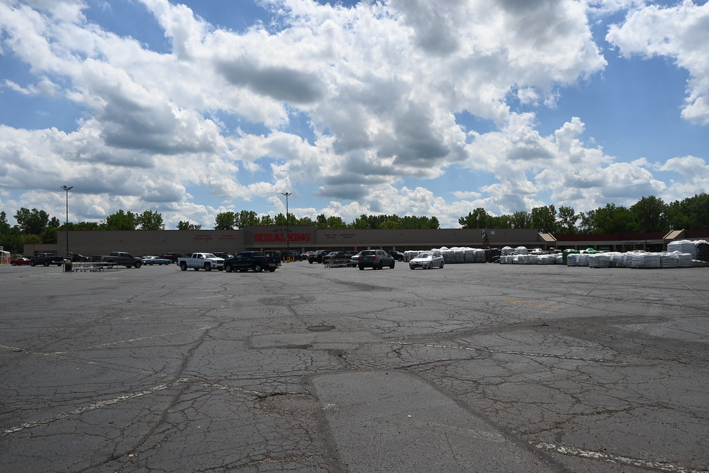 Rural King Warsaw IN Formerly Kmart gameking3 Flickr