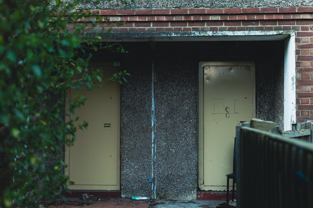 Robin Hood Estate15.jpg Thomas Hughes Flickr