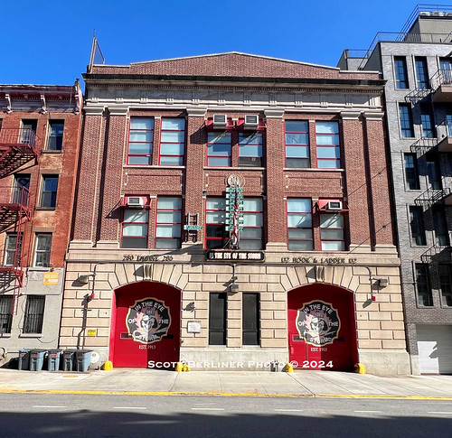 FDNY ENGINE 280 / LADDER 132 | Scott Berliner | Flickr
