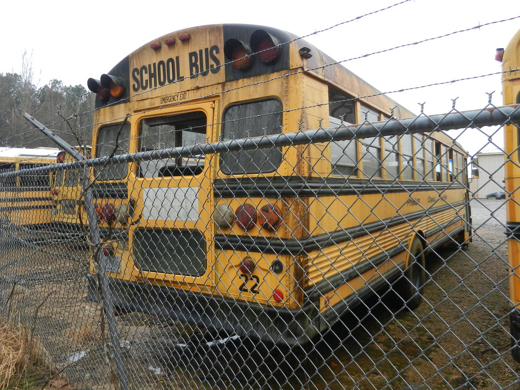 Prentiss County Schools 22 Bus lot Booneville, MS. Bus i… Flickr