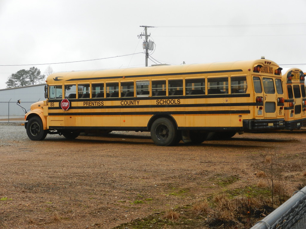 Prentiss County Schools 85 (3) Bus lot Booneville, MS Flickr
