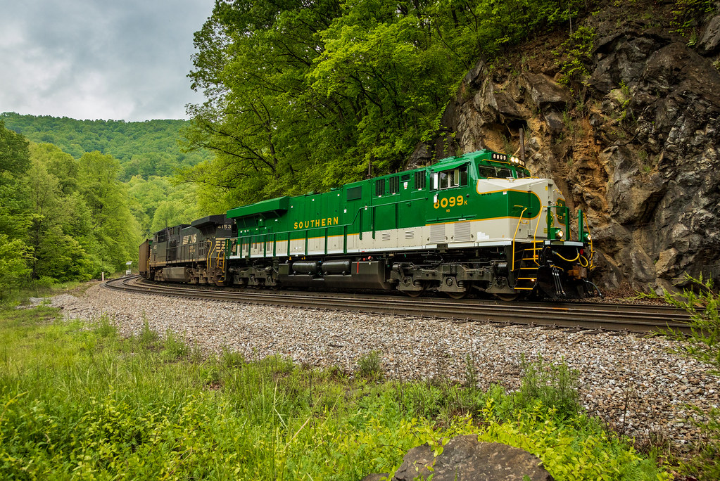 NS 746. Ingleside, WV. Here’s a little green on this St. P… Flickr