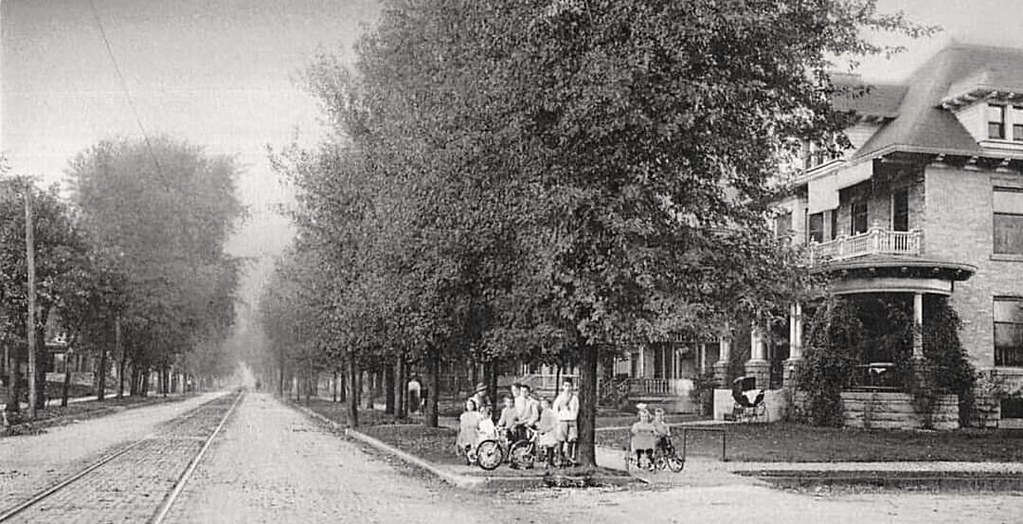 Uhrichsville Ohio 1912. North Water Street chairider Flickr