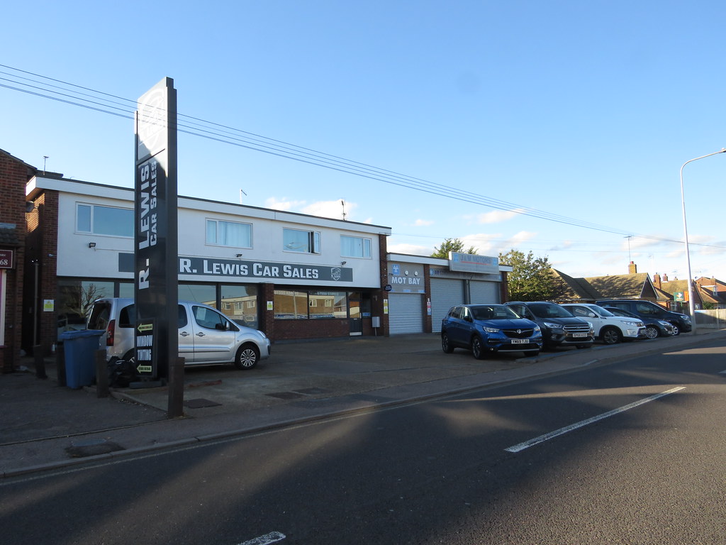 Former Petrol Station J&M Motors & R Lewis Car Sales, No… Flickr