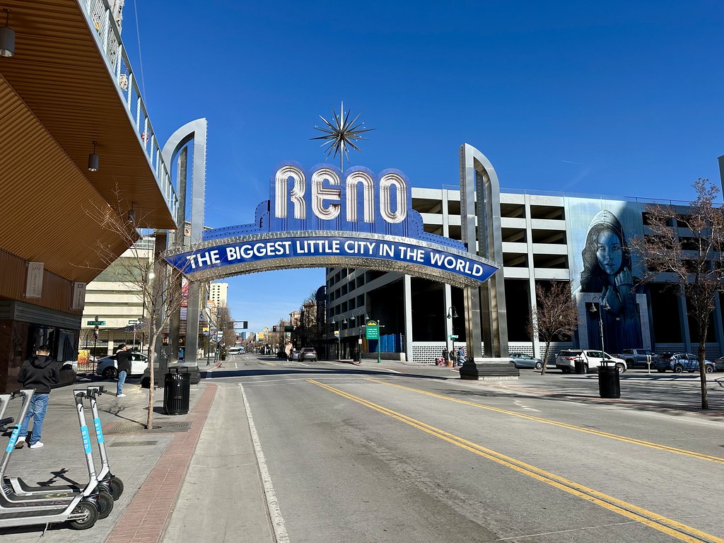 Reno Sign. Reno, Nevada. devtmefl Flickr