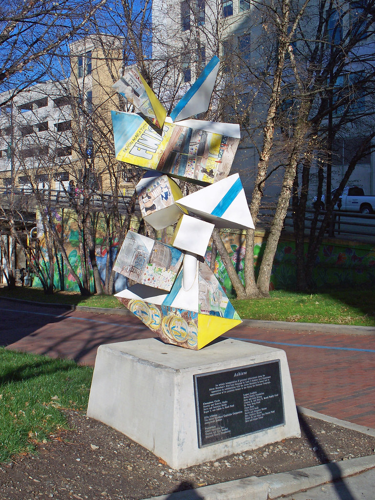 OH Akron Sculpture 24 Sculpture in Akron, Ohio. Flickr
