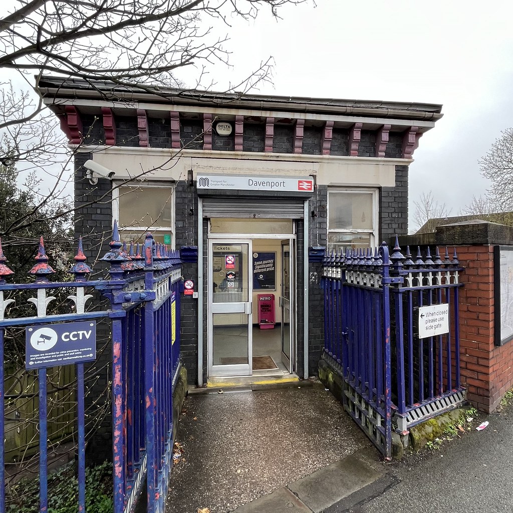 Davenport Railway Station Graham Benbow Flickr