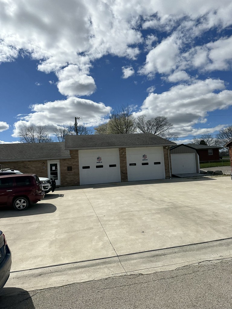 West Alexandria, OH EMS Station 22 M22 and M23. Passing by… Flickr