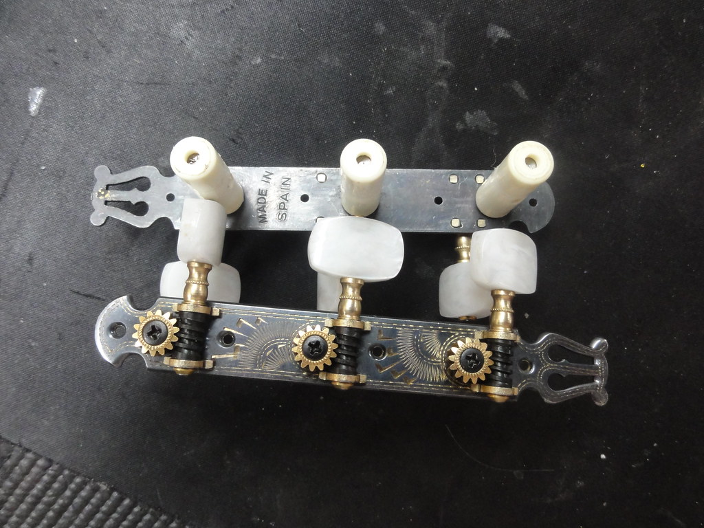 Fustero tuners? Delcamp Classical Guitar Forum