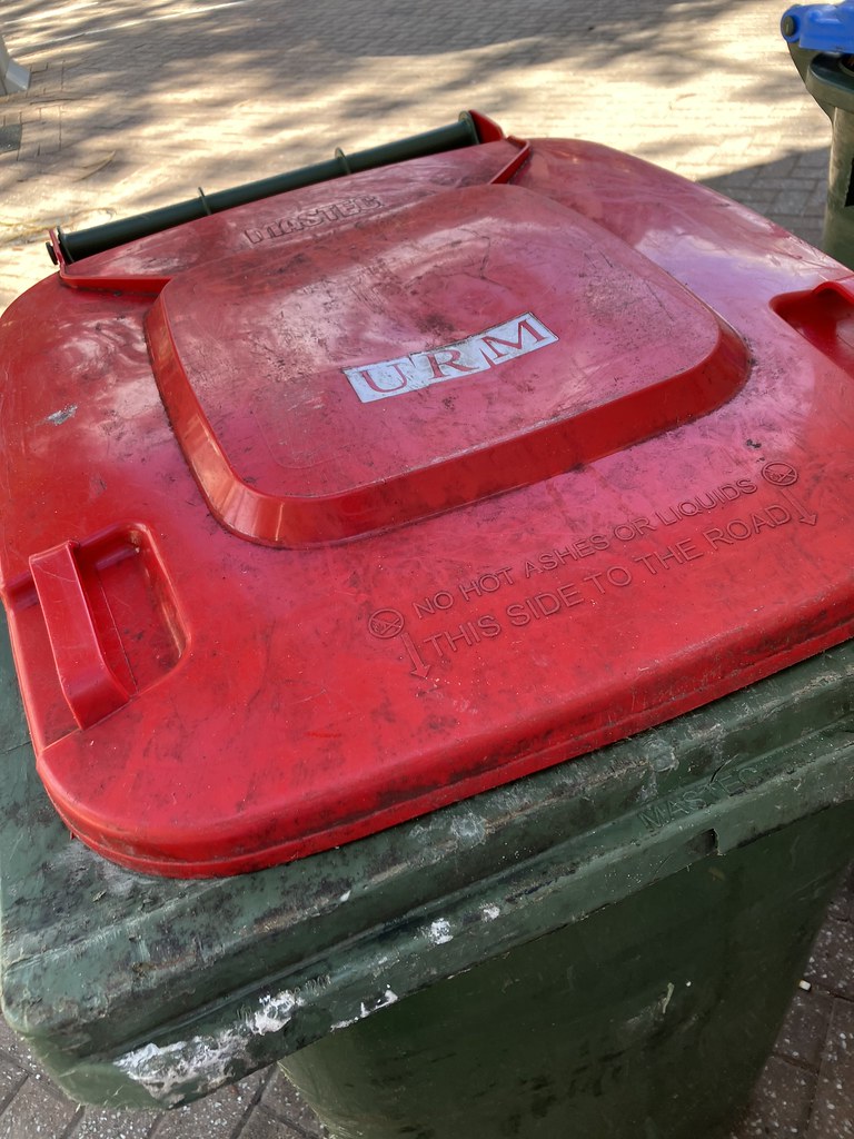 URM and Northern Beaches Bins Melbourne Garbo Fan 2008 Flickr