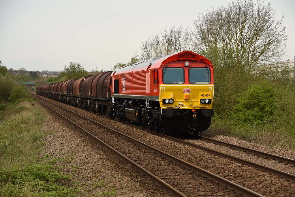 66651 DB ex 66221.. NEW NUMBER SERIES CLASS 66/6 DB STYLE . Passes