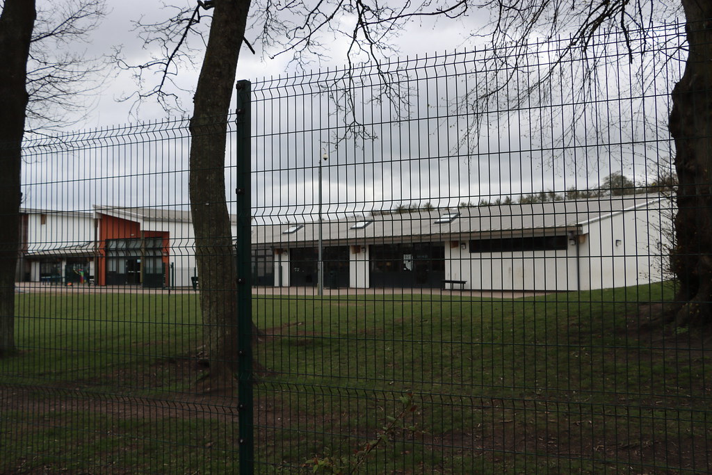 Westburn Road,Aberdeen_apr 24_7908 Alan Longmuir. Flickr