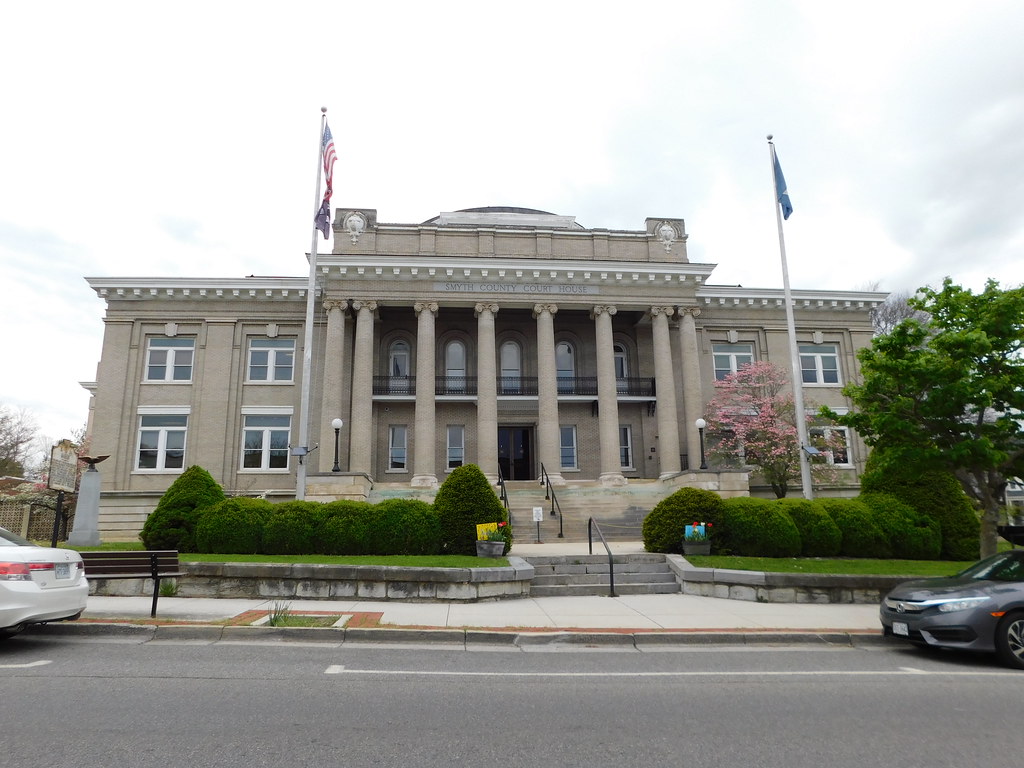 Smyth County Courthouse a photo on Flickriver