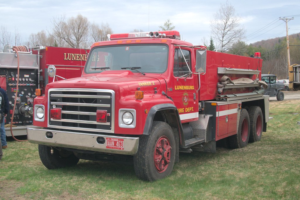 Lunenburg Tanker 2 Lunenburg Fire Department (VT) Tanker 2… Flickr