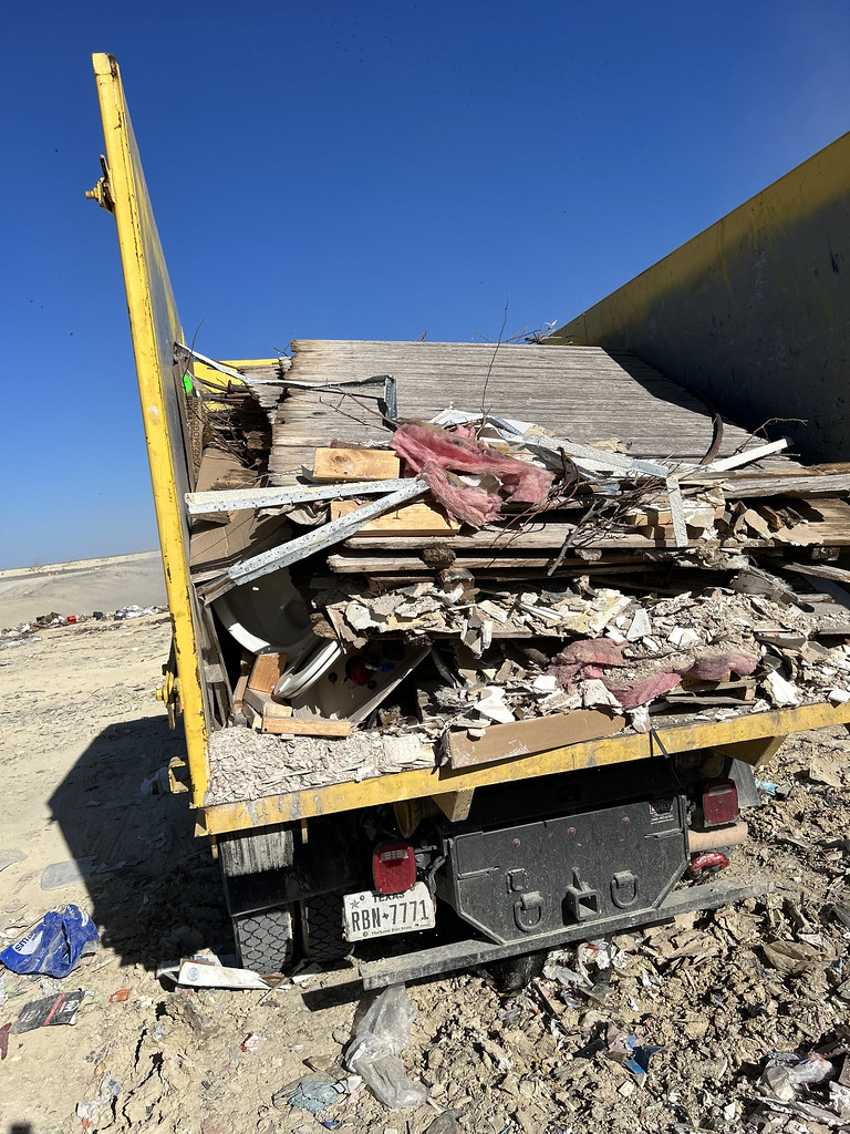 Cedar Park Dumpster Rental Duckbox Dumpsters provides reli… Flickr