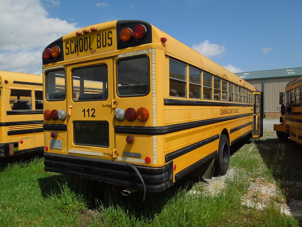 Coahoma County Schools 112 (2) Bus lot Clarksdale, MS. B… Flickr