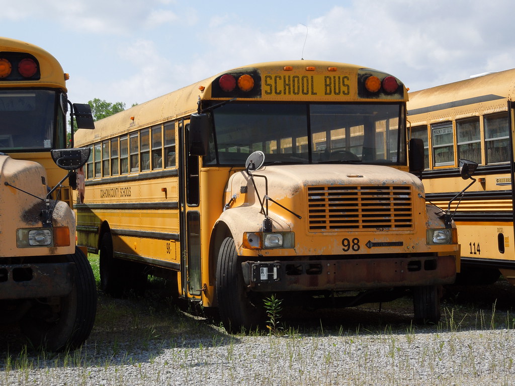 Coahoma County Schools 98 Bus lot Clarksdale, MS. Bus is… Flickr