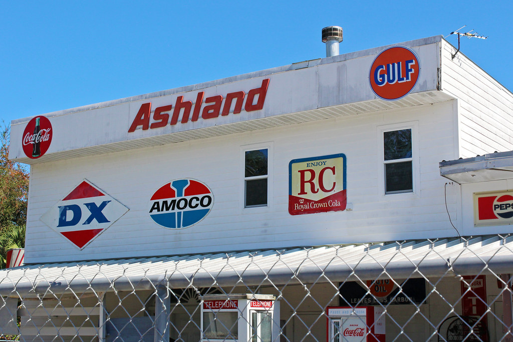 Old Signs, ster Signs on side of a building that was a … Flickr