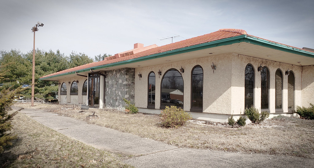Former Howard Johnson's Restaurant at 270 Washington St. … Flickr