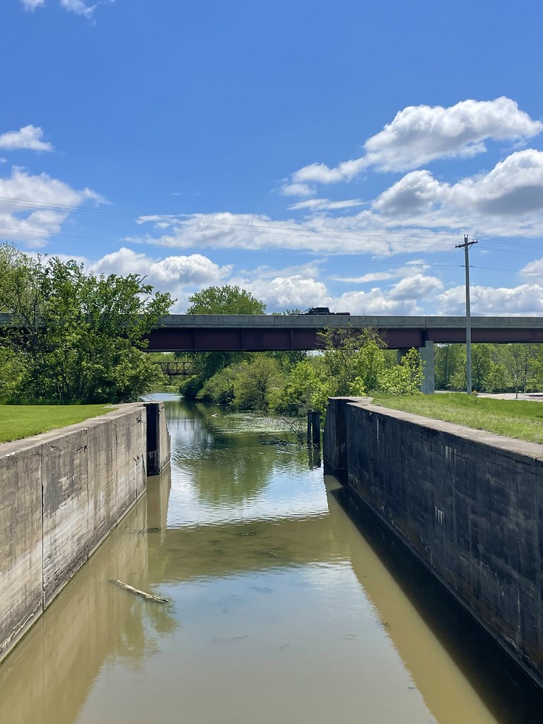 Hennepin Canal Parkway Lock 19 near Illinois. Flickr