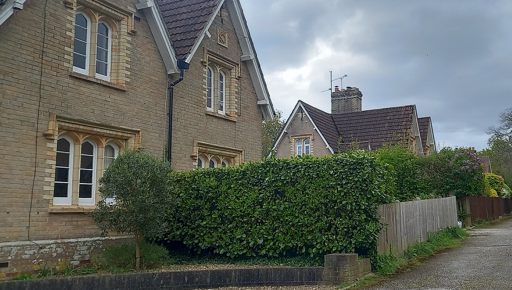 Lady Wimborne Cottages, Oakley Lane, Canford Magna, Wimbor… Flickr