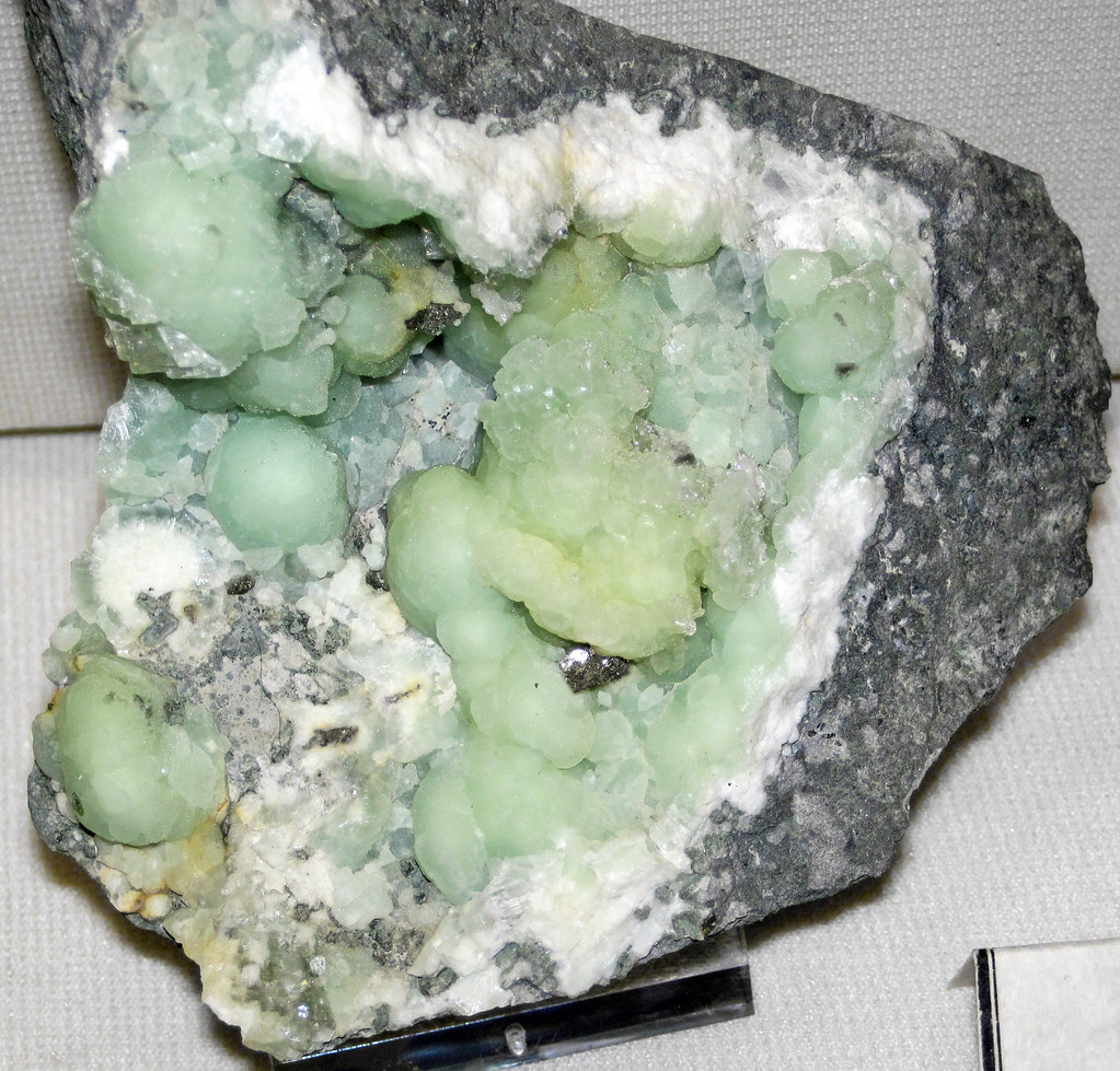 Prehnite (Hook Mountain Basalt, Lower Jurassic; Tilcon Millington
