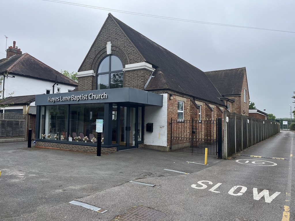 Hayes Lane Baptist Church, Bromley andy hebden Flickr