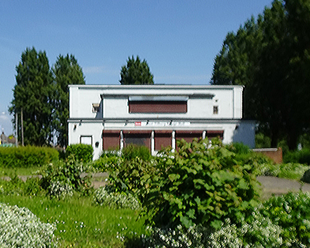 Art Deco Village Hall, East Tilbury Princess Margaret Road… Flickr