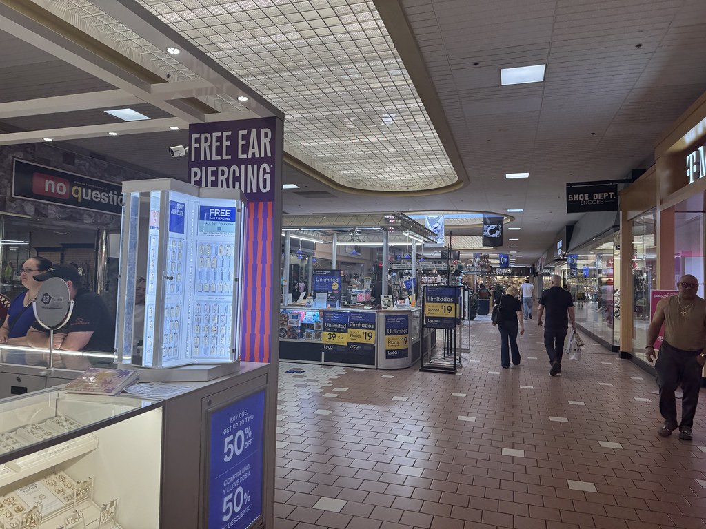 Laurel Mall Hazleton PA Conor GuinnBailey Flickr