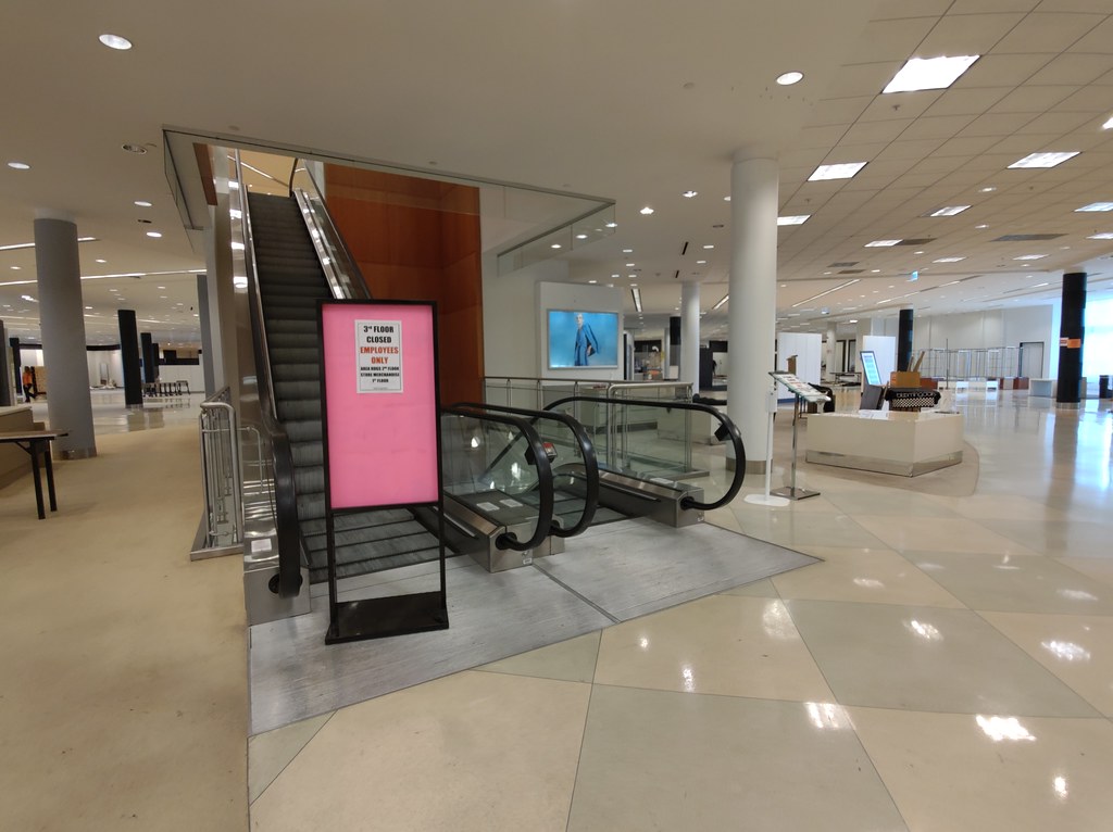 Bloomingdales Westfield Old Orchard Skokie IL gameking3 Flickr