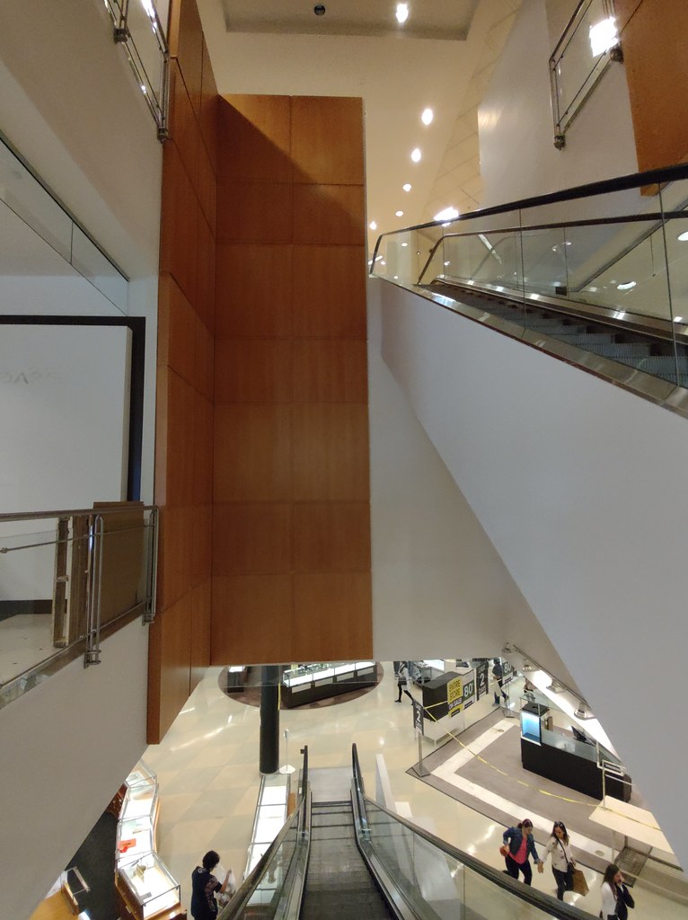 Bloomingdales Westfield Old Orchard Skokie IL gameking3 Flickr