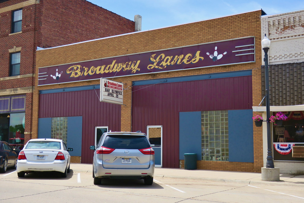 Broadway Lanes, Hartington, NE Broadway Lanes, 206 North B… Flickr