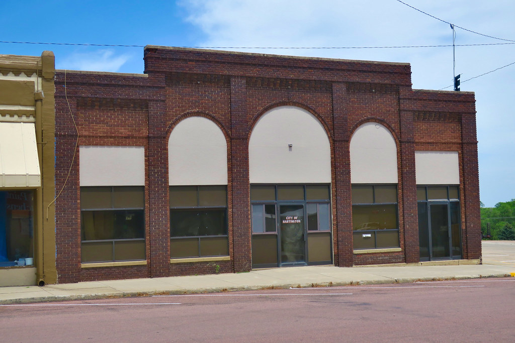 Municipal Building, Hartington, NE A vacant building marke… Flickr