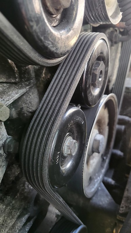 Bypassing AC compressor. OK? - 986 - www.BoXa.net