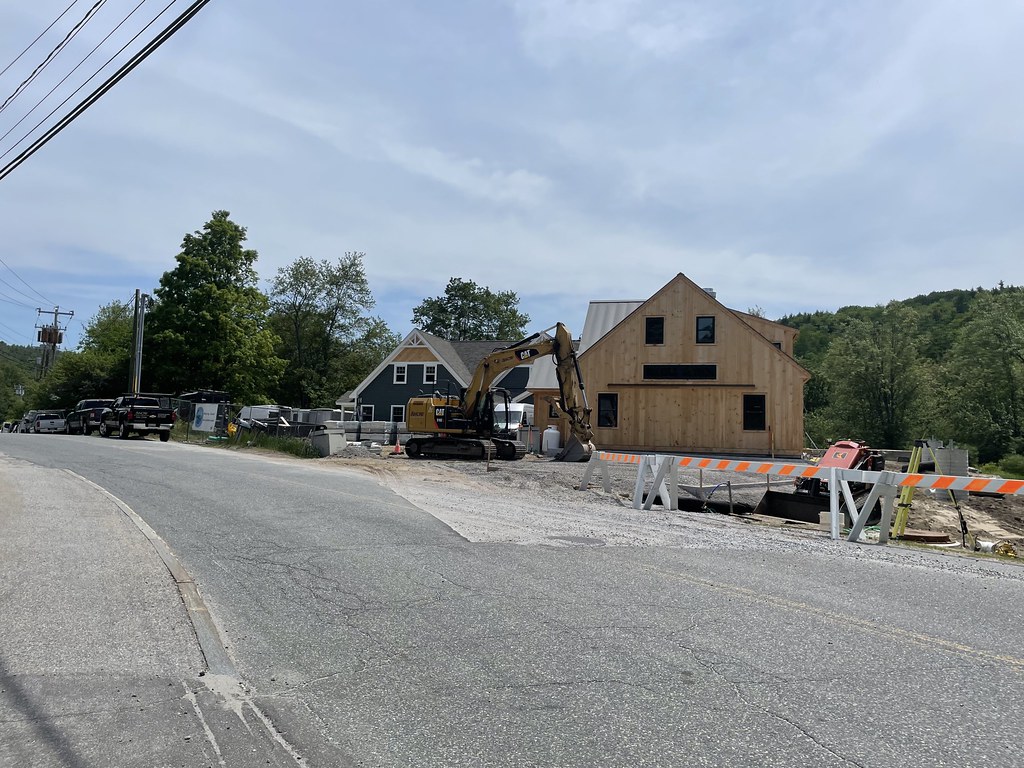 75 Lower Main Street, Sunapee, NH Austin Dodge Flickr