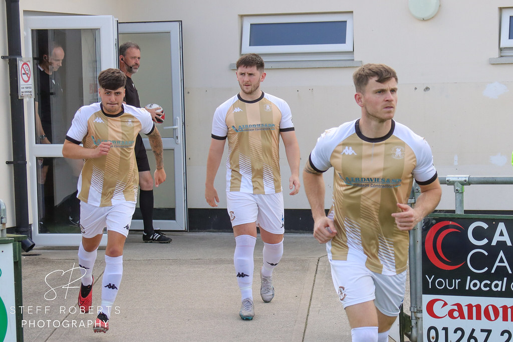 Carmarthen Town AFC vs Haverfordwest County AFC 6th July 2… Flickr